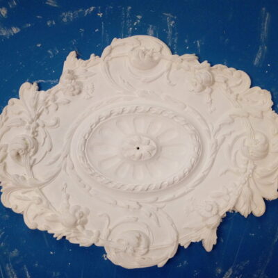 DP Plasis | Cornice | Ceiling centre | Panel mouldings | Dado and picture rail | Skirting | Corbels | Columns | Arches | Access Panels